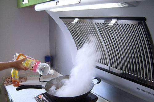 抽油煙機(jī)側(cè)吸好還是頂吸好